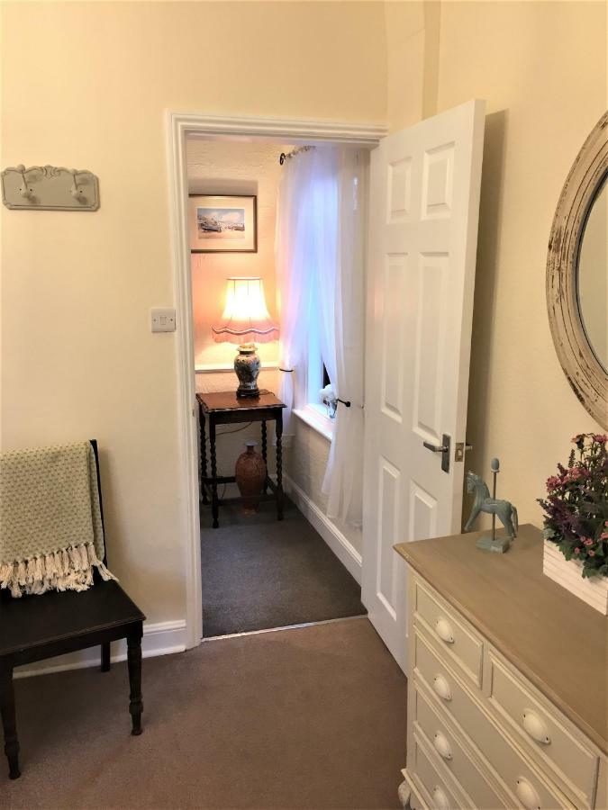 Browns Holiday Cottage 法利 外观 照片